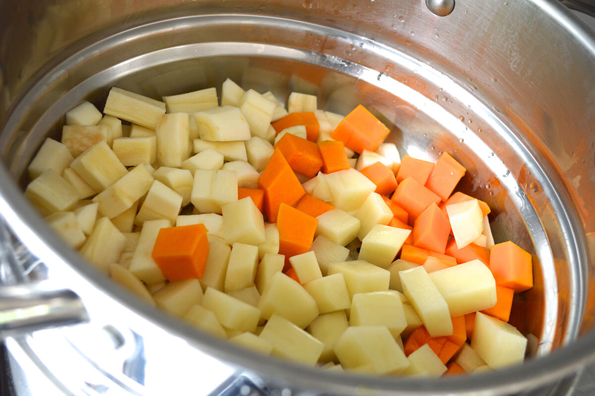 Butternut squash and potato being steamed