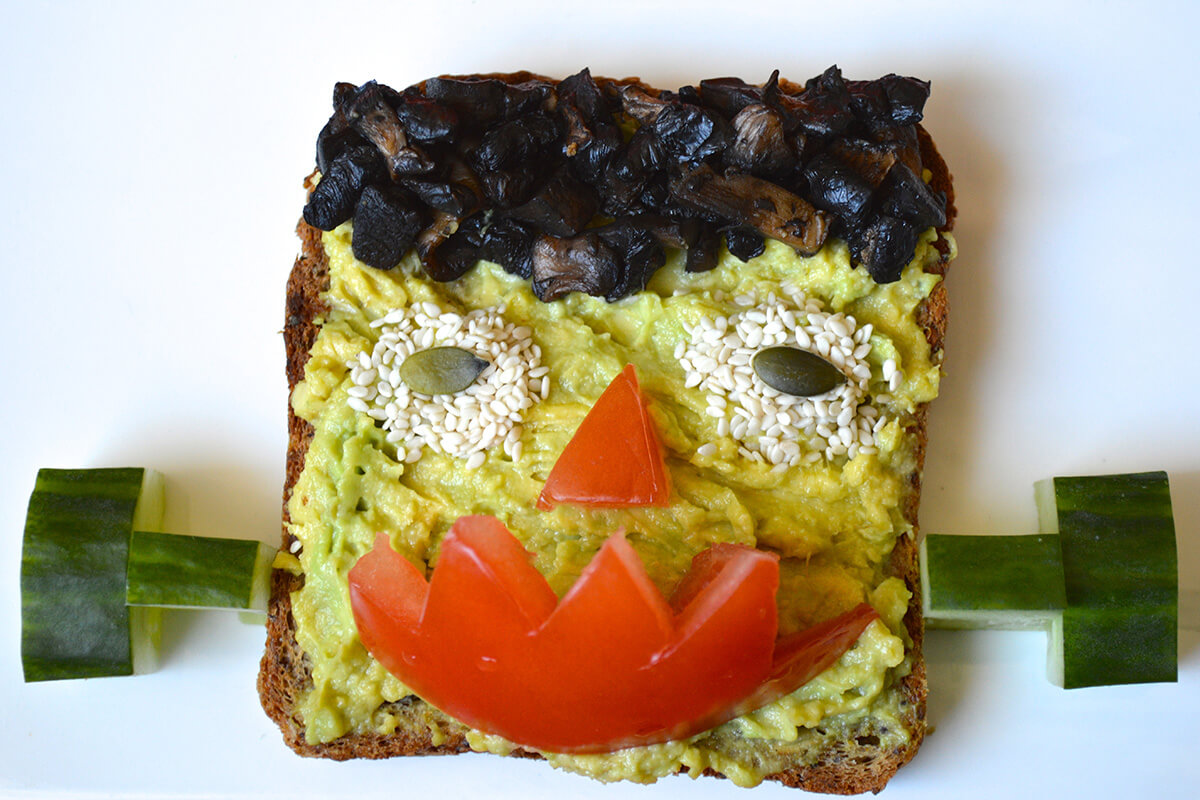 Halloween Frankenstein Toast_Step 5